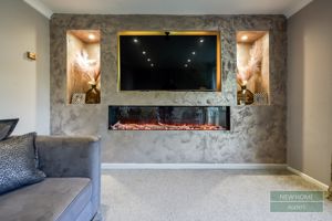 Photo 9- click for photo gallery